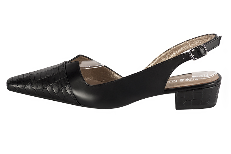 Satin black women's open back shoes, with a knot. Tapered toe. Low block heels. Profile view - Florence KOOIJMAN